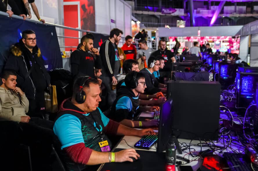 Telekom Srbija zvanični sponzor interneta na Games.conu!
